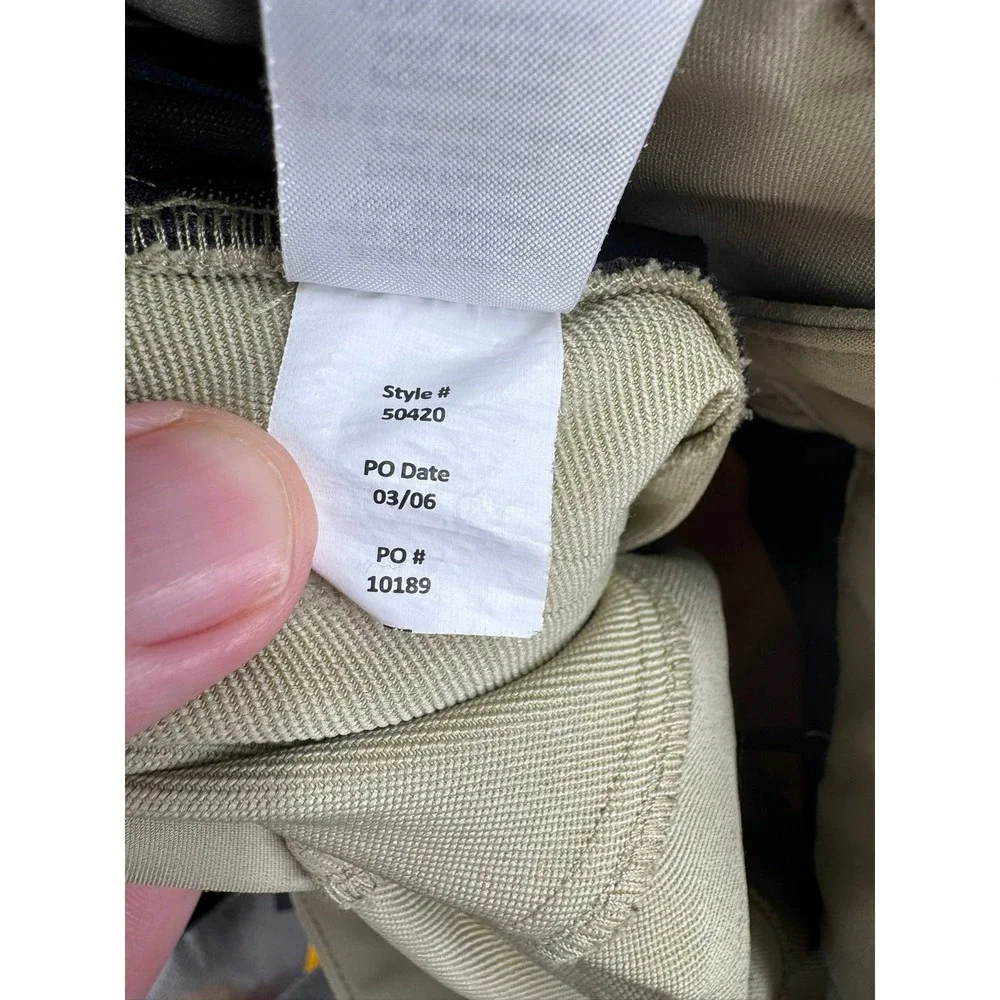 Kerrits Equestrian Breeches Women XS Tan Black Silicone Grip Knee Patch Pants